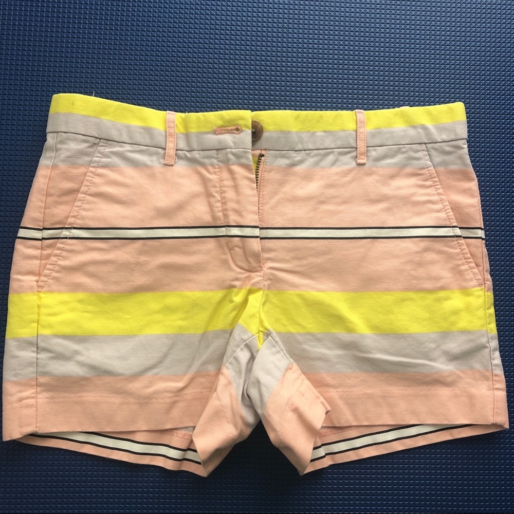 Gap Women’s 3” Pastel Shorts